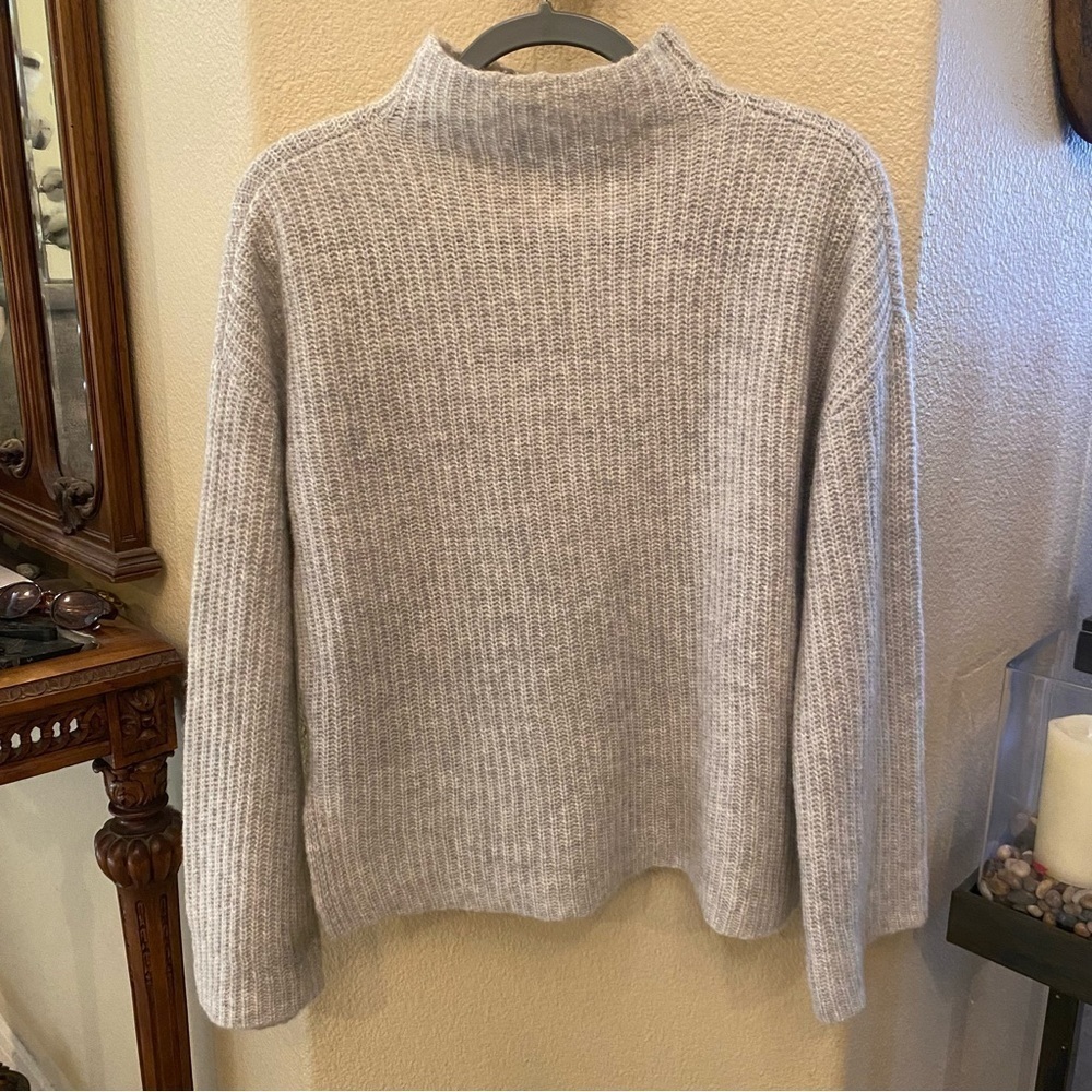 360 CASHMERE Light Gray Cashmere Silk Blend Wide Sleeve Oversize Sweater Size XS - Picture 3 of 8